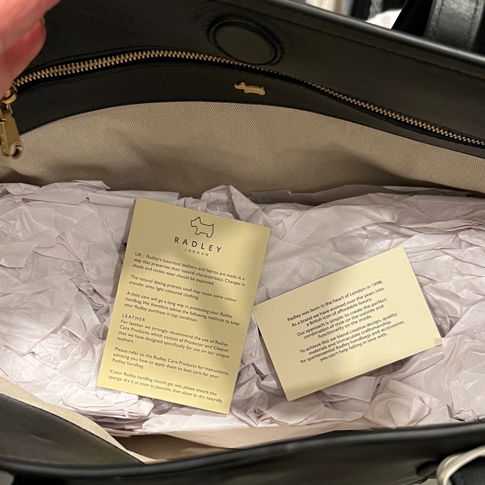 RADLEY LONDON Black Leather Tote - Picture 4 of 6